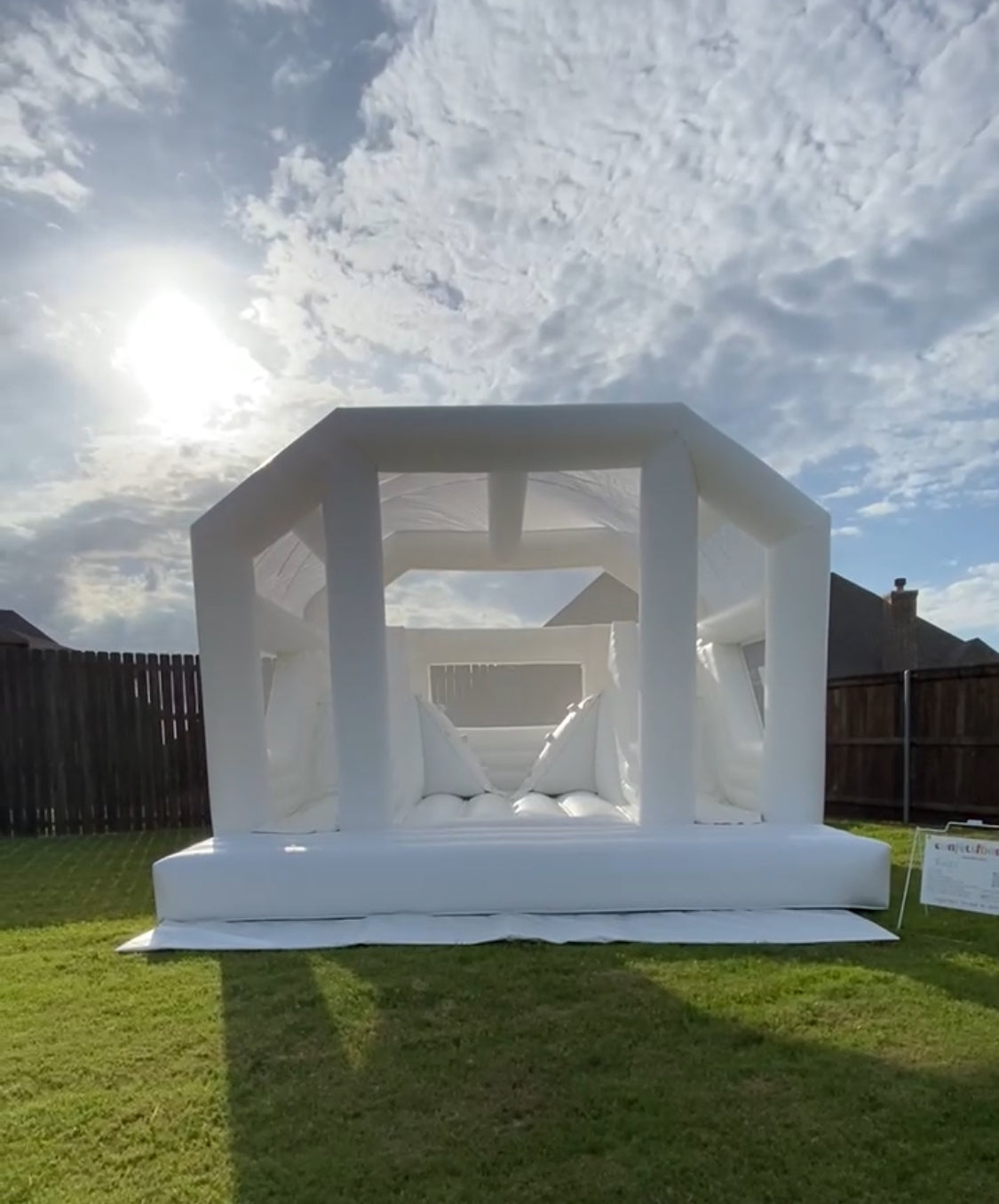 Bon bon double slide white bounce house combo